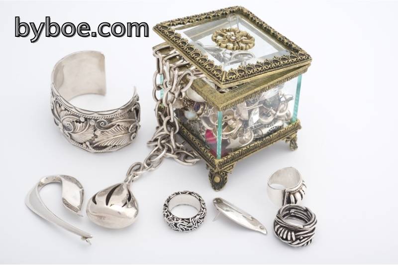 How to Prevent Tarnish on Silvery Jewelry